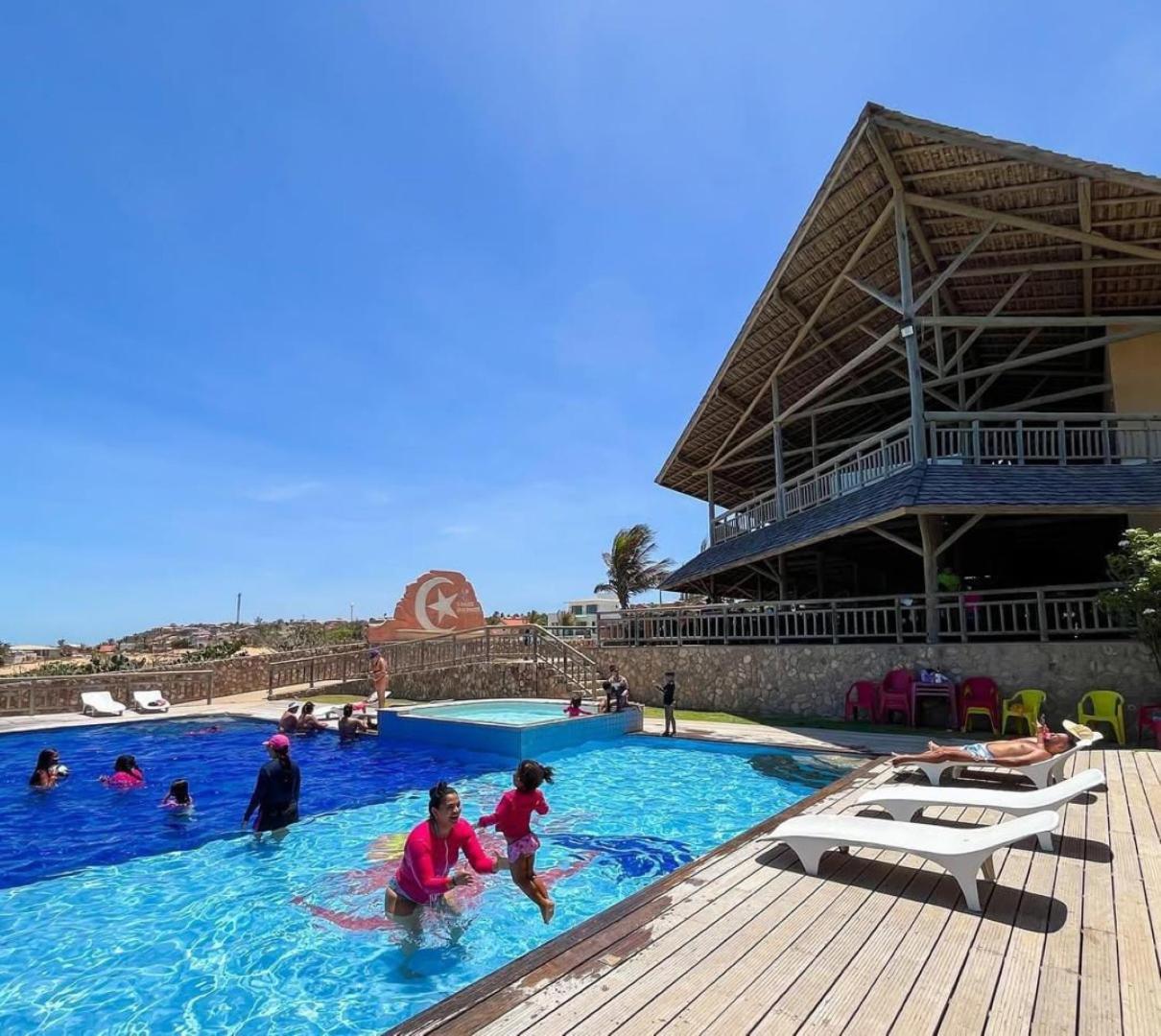 Pousada Terral - Broadway Em Canoa Quebrada Dış mekan fotoğraf